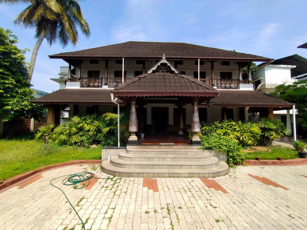 Azza Heritage Home Kochi Exterior foto